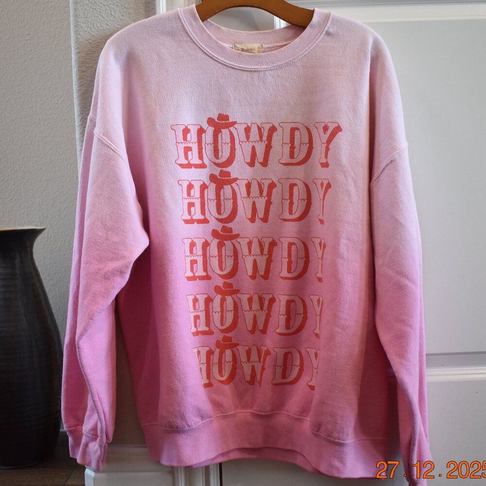 TRENDY Altar'd State Pink and White Oversized Crew Neck